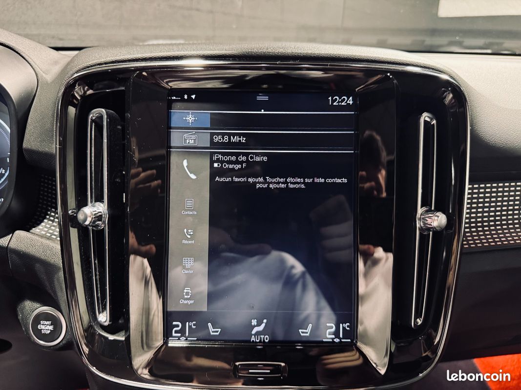 VOLVO XC40 R-Design T5 Recharge 180+82 ch DCT7 (image 28)