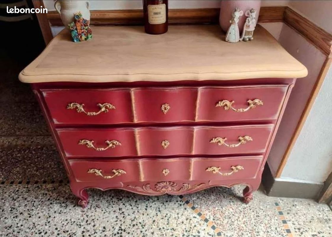 (Vendue) Commode arbalète Louis XV (image 9)