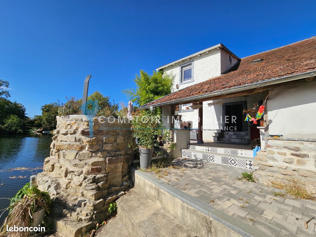 Maison 6 pièces 178 m² · à Sarralbe · 178 m² · 148 000 €