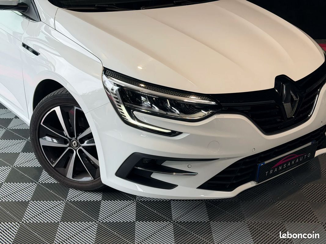 Renault MEGANE IV 1,5 DCI / SUIVIE ET ENTRETENUE / (image 2)