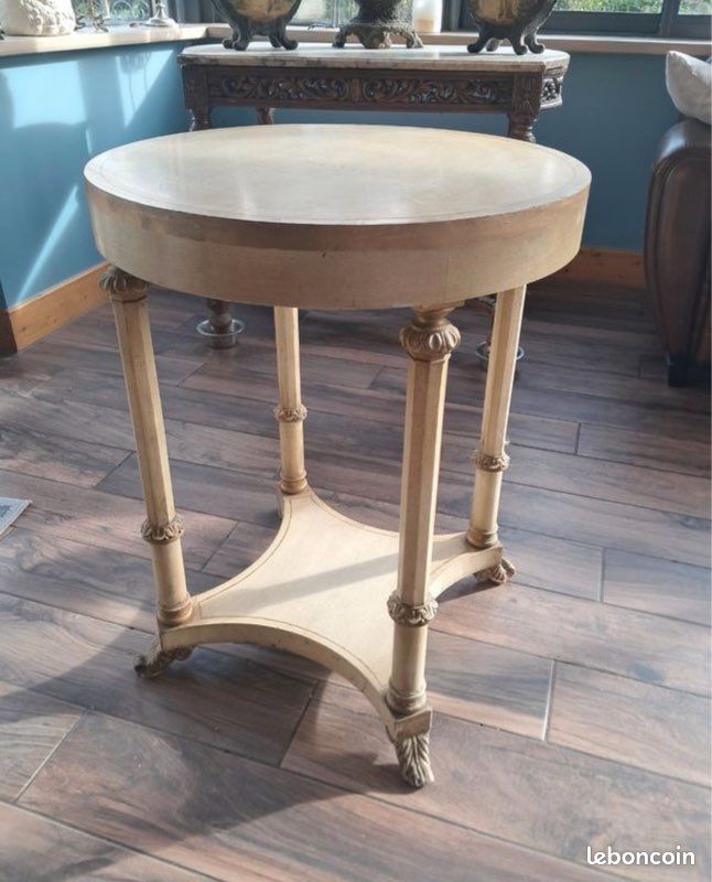 Petit guéridon en bois style Directoire (image 1)