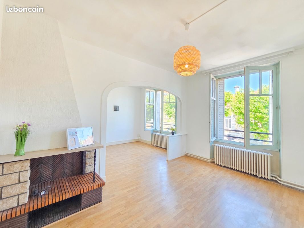 Appartement 3 pièces 64 m² · à Vierzon · 64 m² · 54 700 €