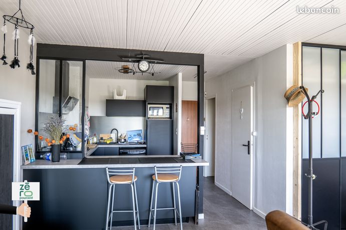 Studio 1 pièce 28 m²
