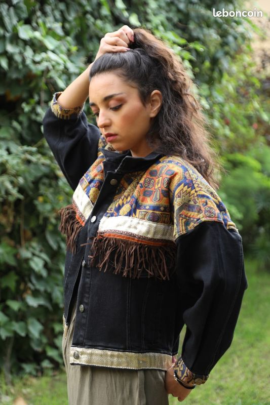 Veste courte en jeans / le cadeau fait main parfaitđ (image 1)