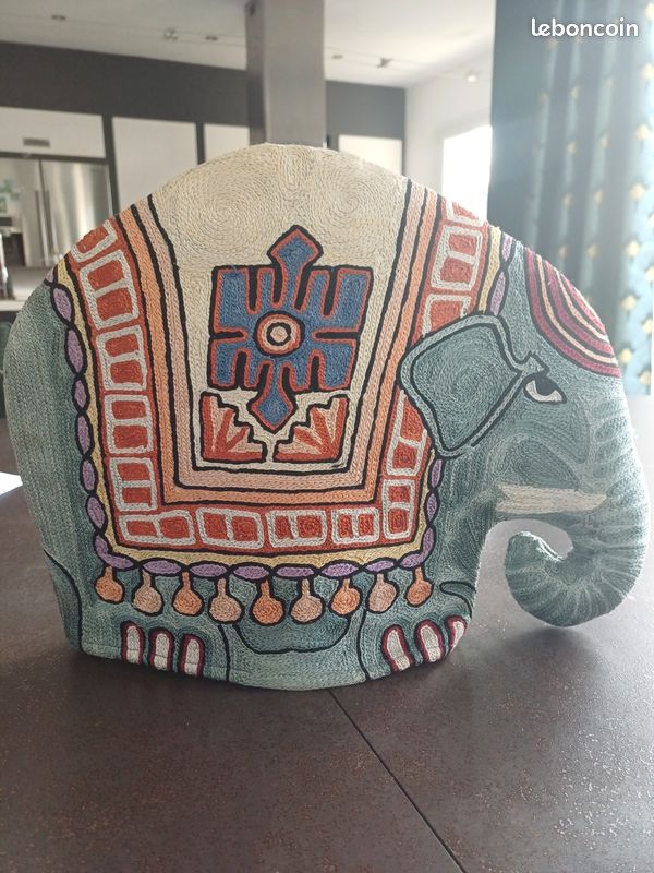Théière Ancienne En Terre Cuite Céladon - Éléphant, Déco Zen Asiatique (Thaïlande ?)
