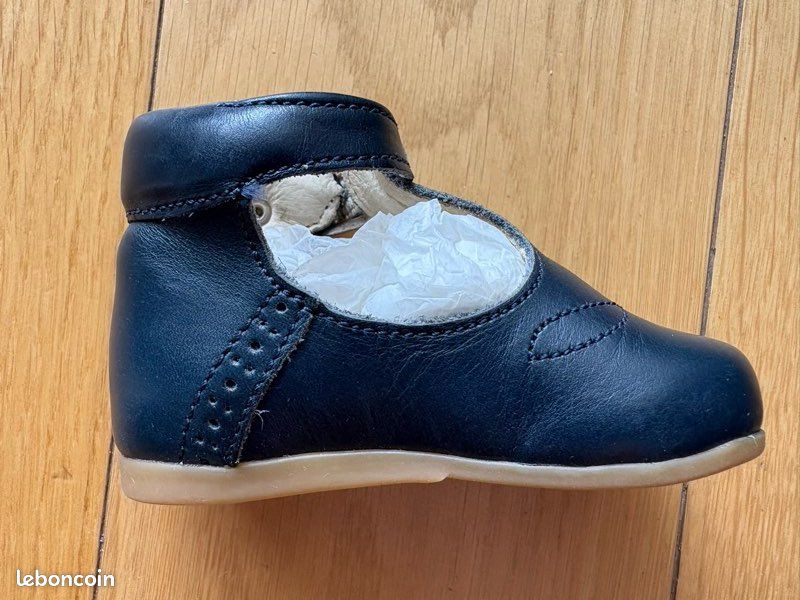 Salomés bébé mixte premiers pas Marine jacadi P18 Très bon