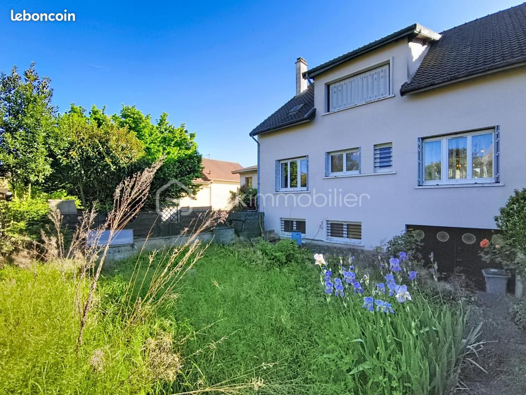 Maison 7 pièces 132 m² · à Louvres · 132 m² · 329 900 €