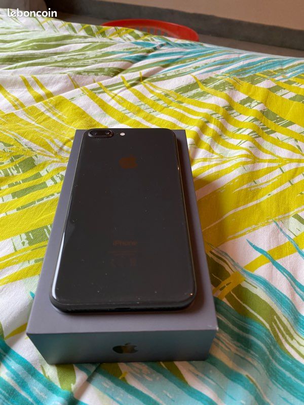 IPhone 8+ gris anthracite (image 2)