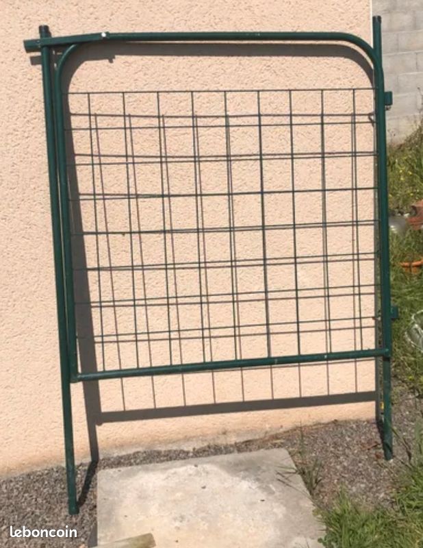 Portillon en fer plastifié (image 1)