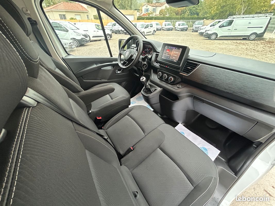 16 650 HT – Renault TRAFIC L1H1 2.0 BlueDCi 130 GRAND CONFORT (image 8)