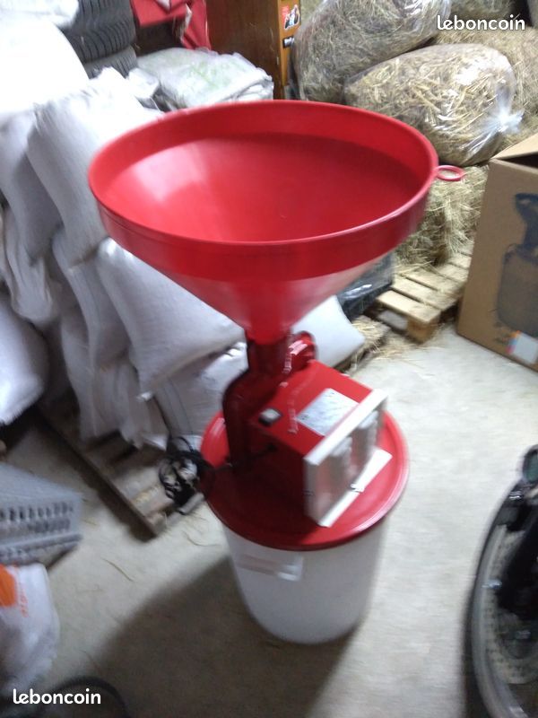 Moulin électrique pour céréales (image 1)