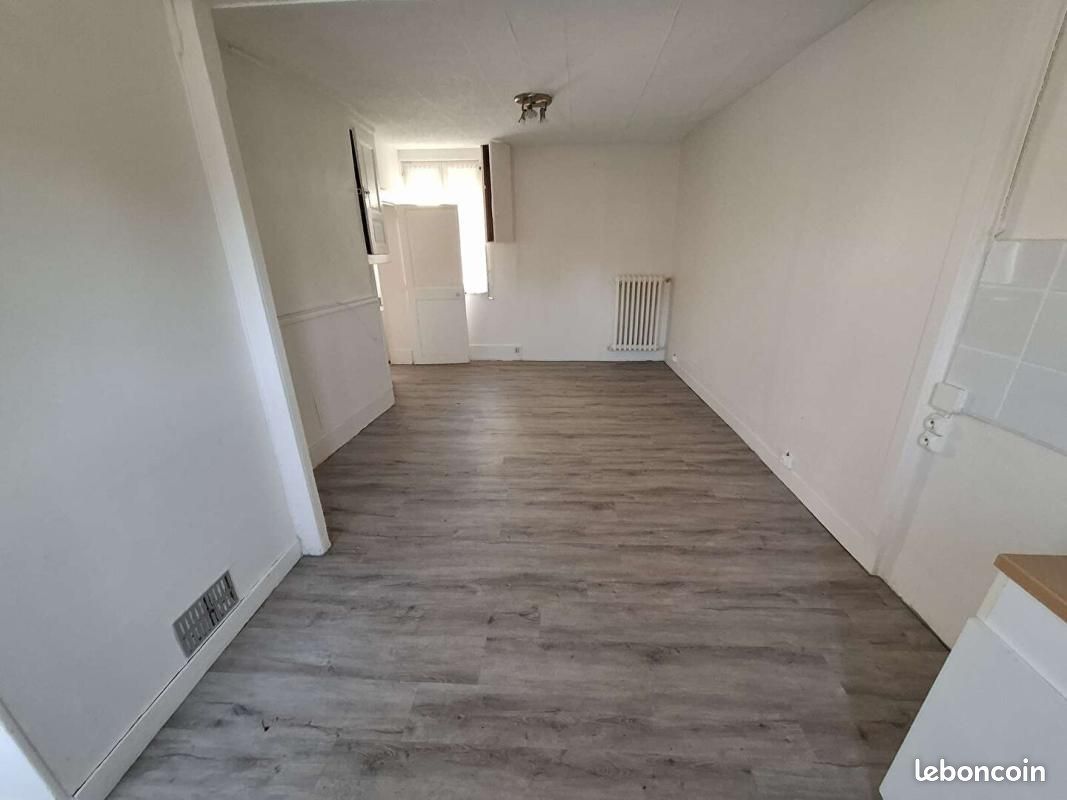 Immeuble 14 pièces 205 m² (image 10)