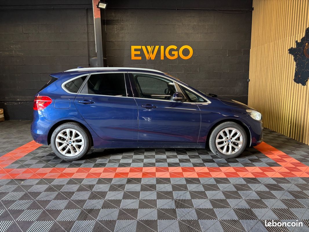 BMW SERIE 2 ACTIVE-TOURER 2.0 218 D 150 Ch LOUNGE - Toit ouvrant - Attelage - Sièges Chauffants - Hayon Elec (image 17)