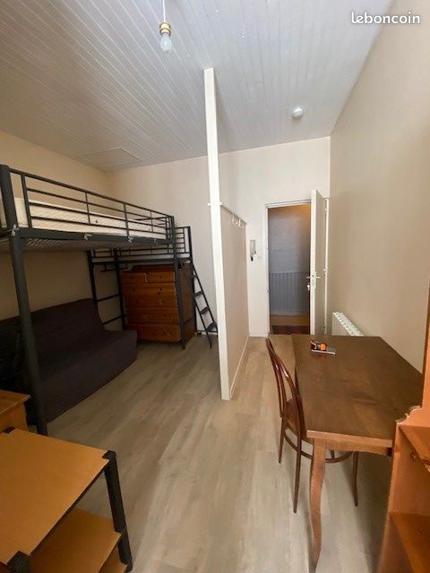 Appartement 1 pièce 16 m² · à Saint-Barthélemy-d'Anjou · 16 m² · 320 €/mois