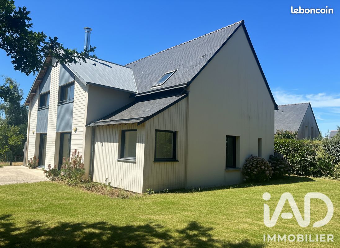 Maison 5 pièces 158 m² · à Saint-Coulomb · 158 m² · 566 500 €