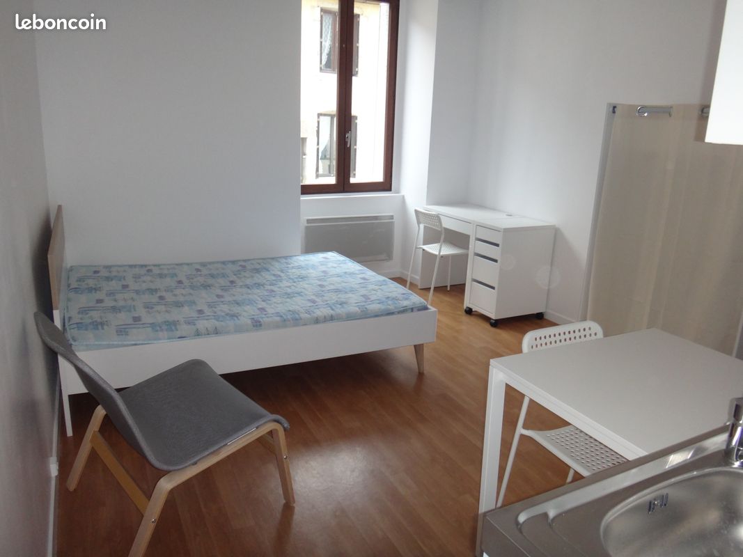 Appartement 1 pièce 18 m² · à Poligny · 18 m² · 280 €/mois