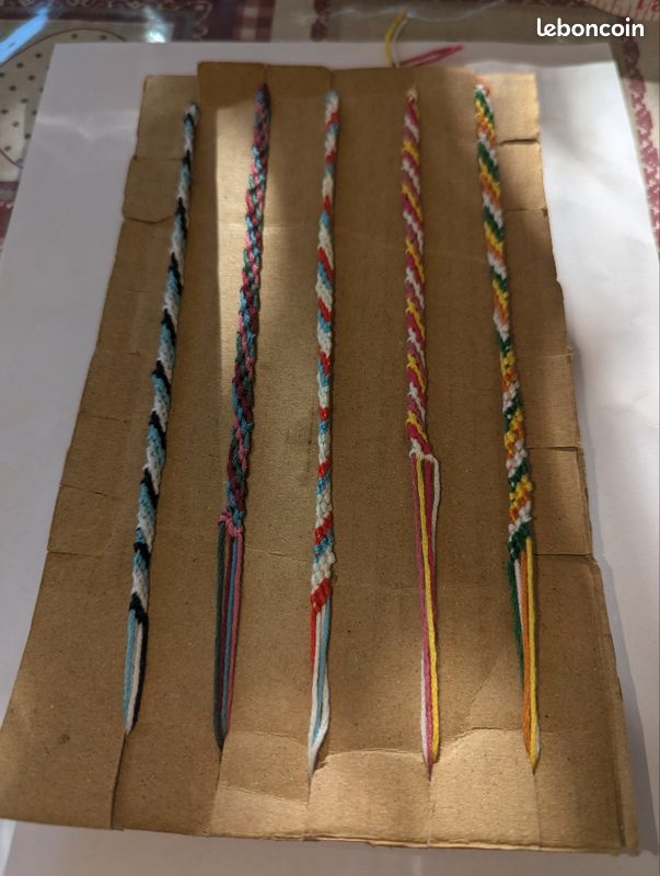 Bracelet (image 1)
