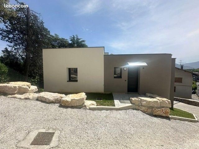 Maison 6 pièces 129 m² · à Saint-Alban-Leysse · 129 m² · 695 000 €