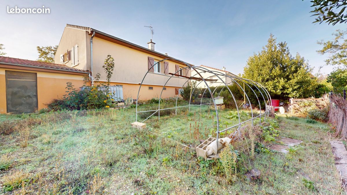Maison 5 pièces 99 m² · à Saint-Apollinaire · 99 m² · 235 000 €