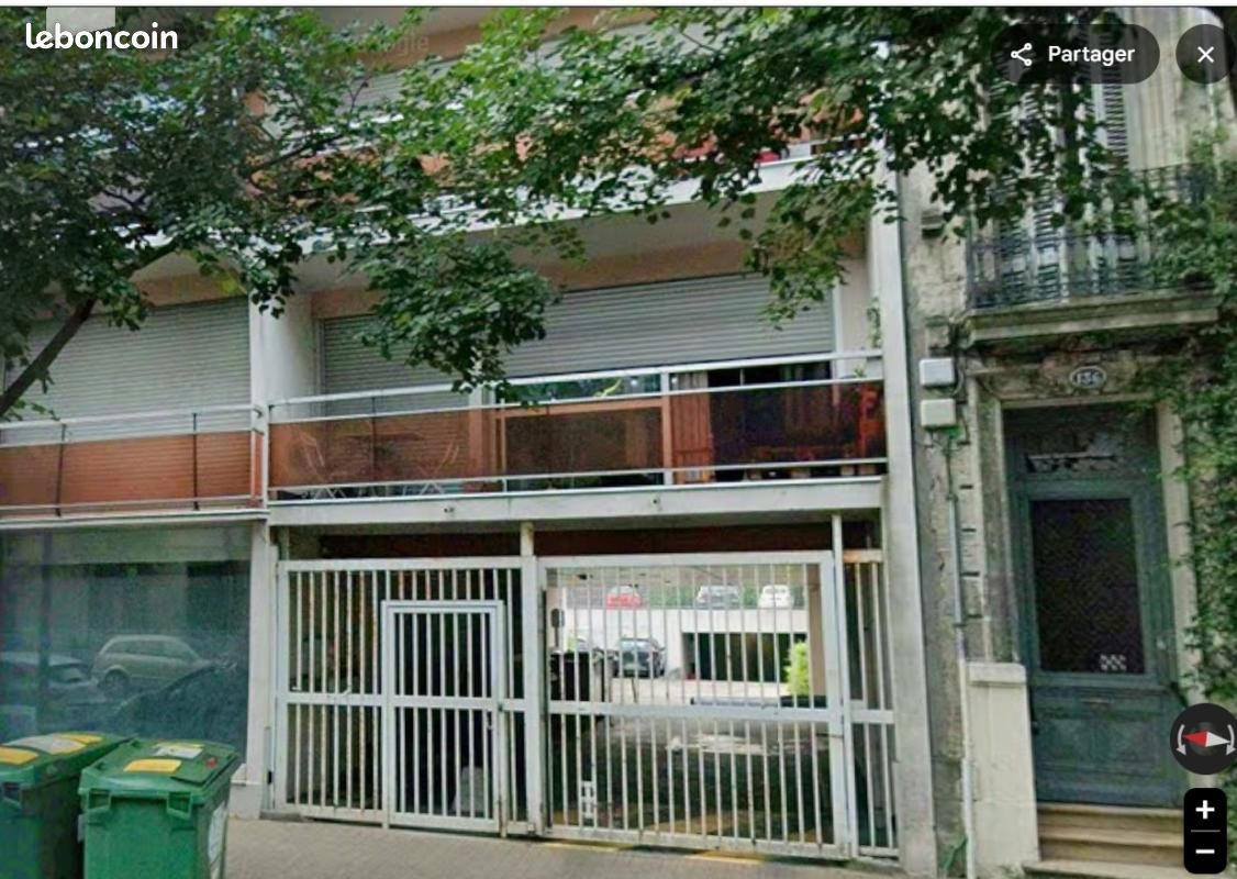 Parking 12 m² · à Bordeaux · 12 m² · 93 €