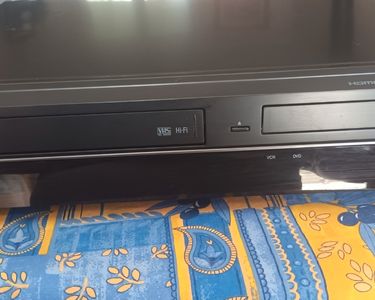 Magnétoscope Toshiba V-660F - Vintage VHS - Pour Pièces / Ne Fonctionne Pas