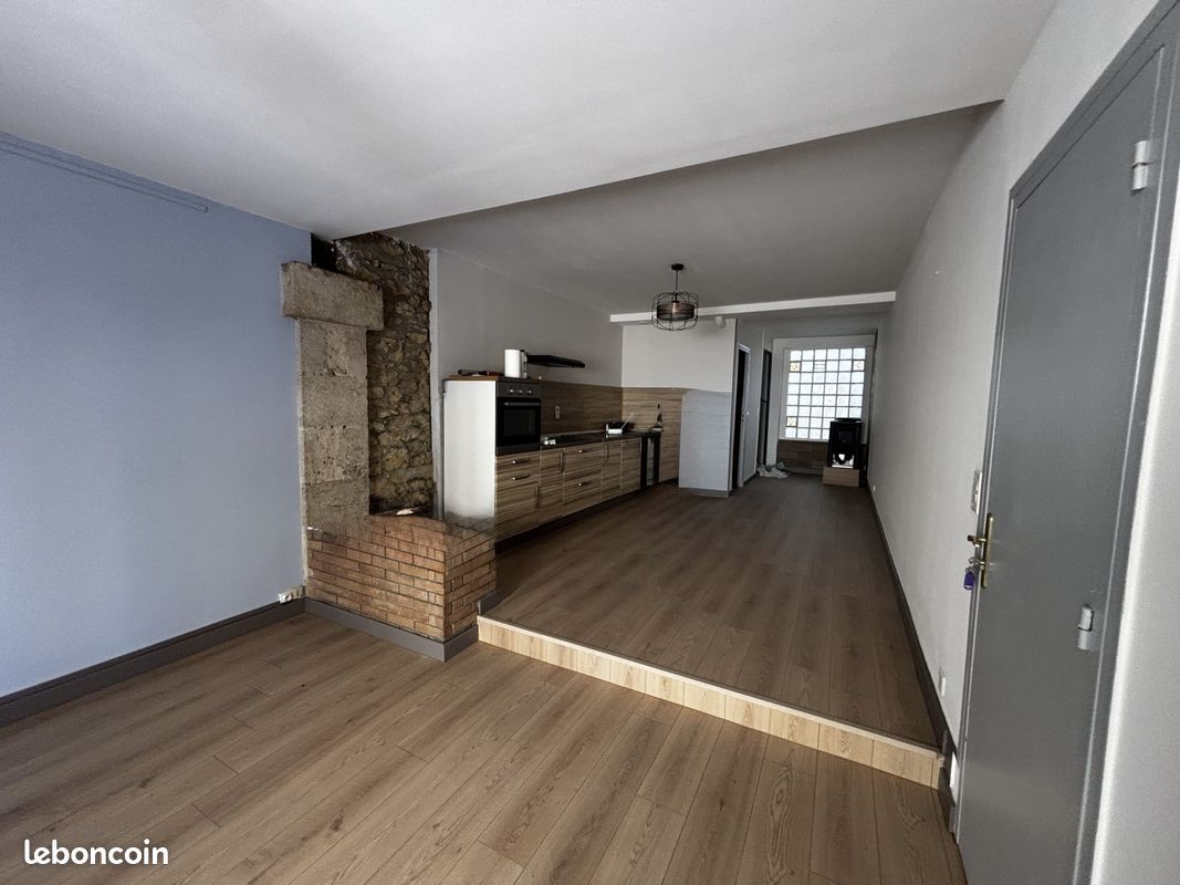 Appartement 3 pièces 80 m² · à Bazas · 80 m² · 700 €/mois