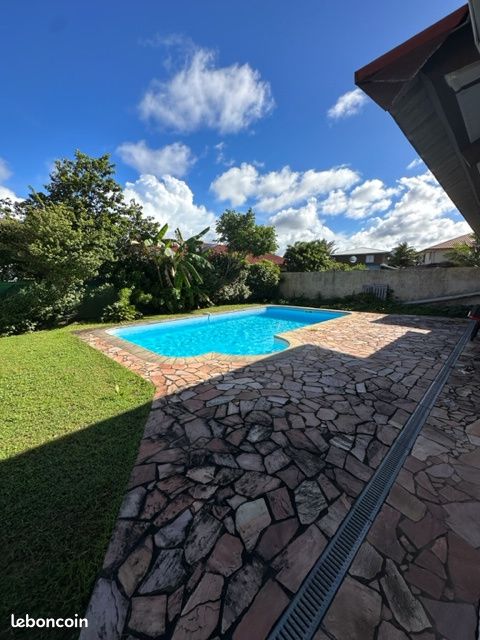 Maison 5 pièces 120 m² · à Kourou · 120 m² · 2 055 €/mois