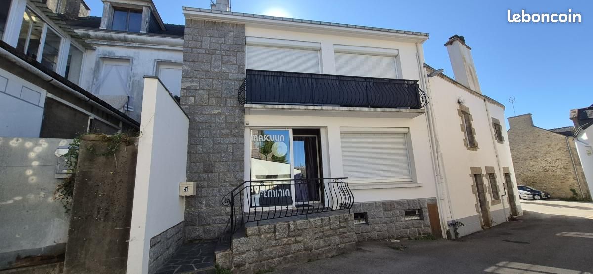 Immeuble 165 m² · à Questembert · 165 m² · 220 500 €