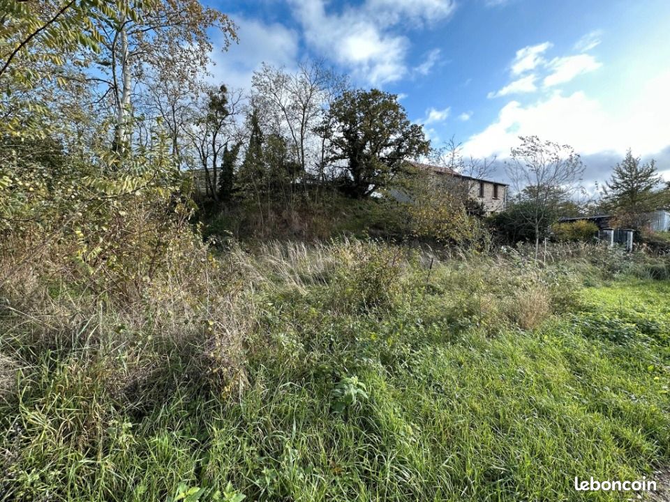 Terrain 598 m² · à La Teste-de-Buch · 320 000 €