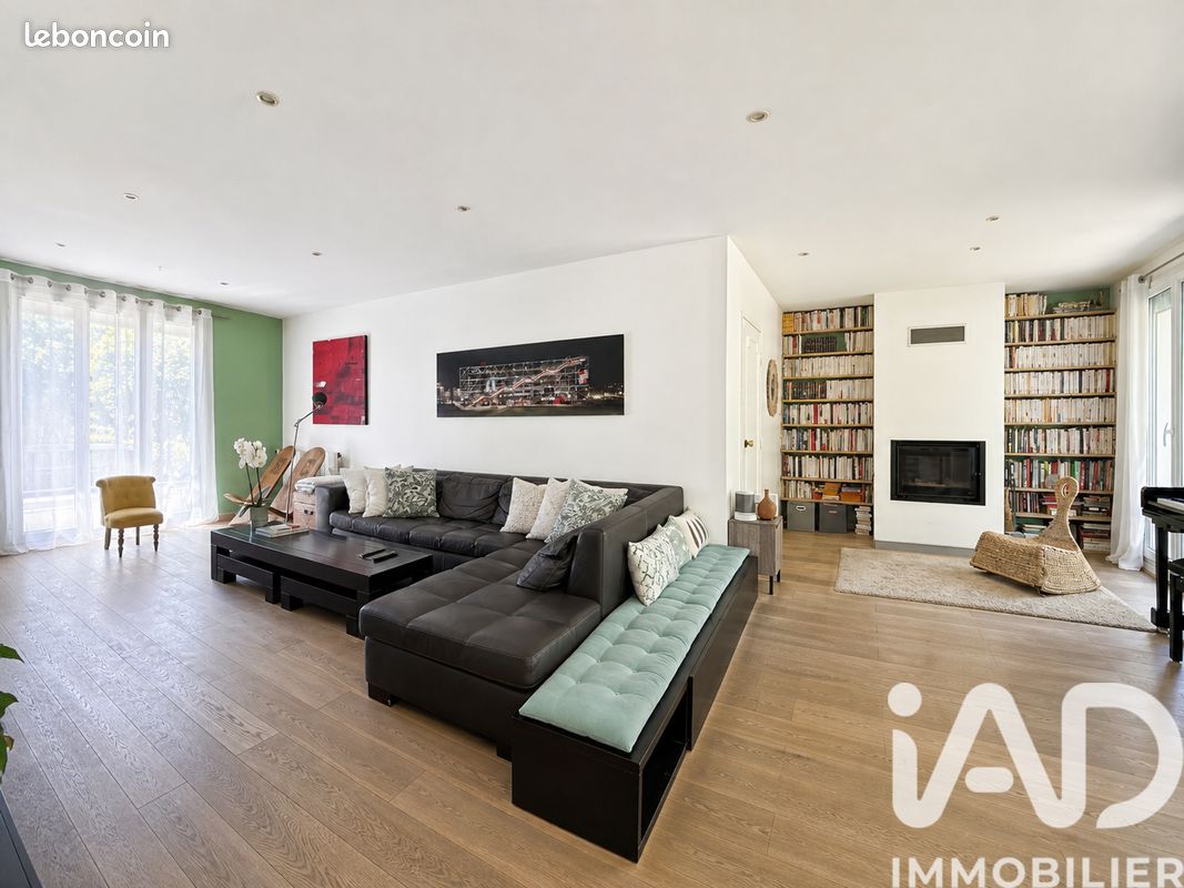 Maison 7 pièces 180 m² · à Santeny · 180 m² · 595 000 €