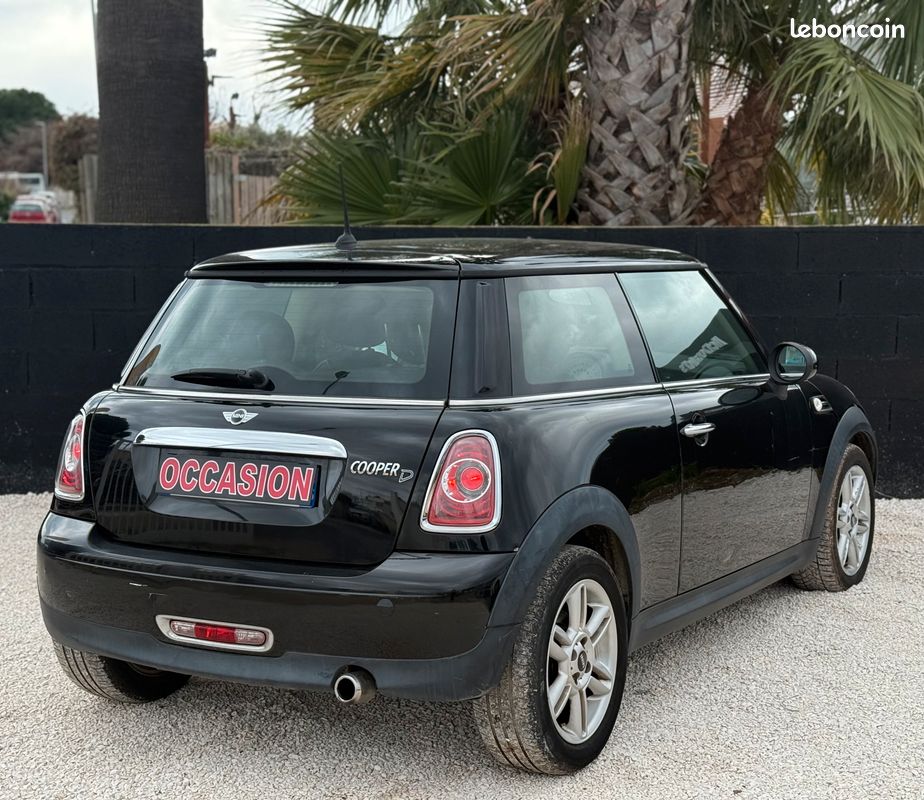 Mini Cooper 1.6 D 110cv (image 4)