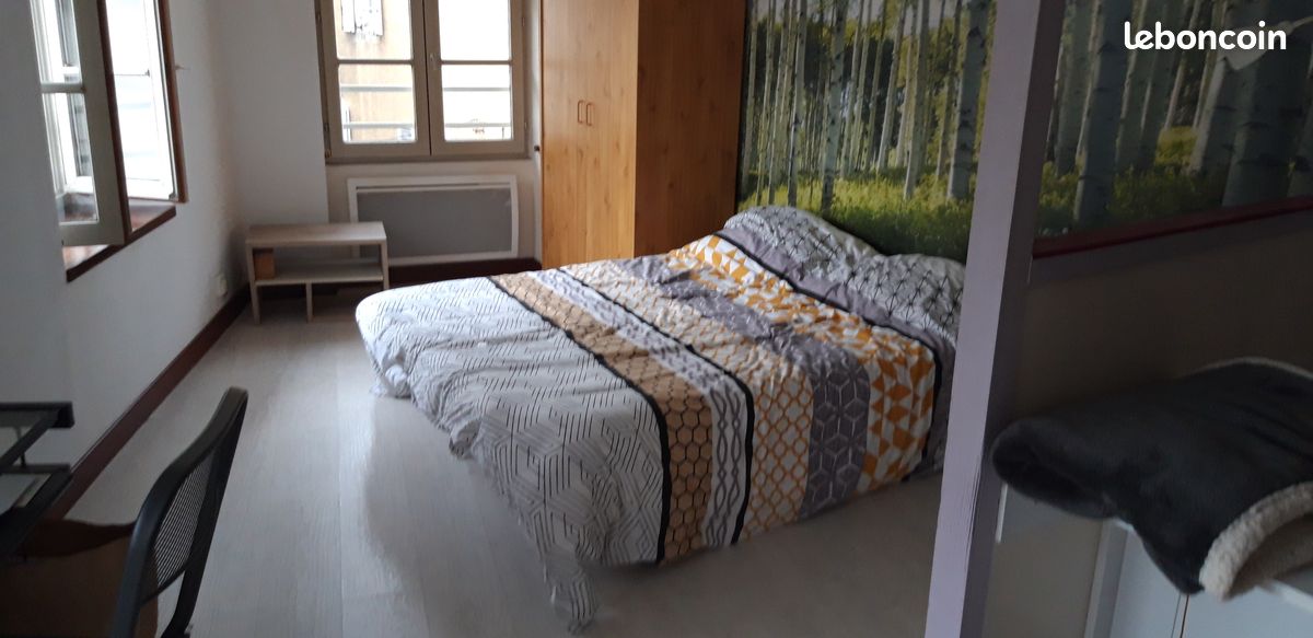 Appartement 1 pièce 26 m² · à Lons-le-Saunier · 26 m² · 350 €