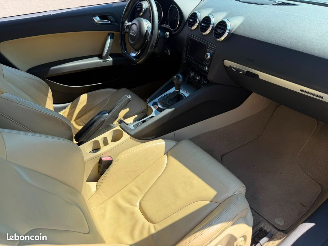AUDI TT ROADSTER V6 3.2 250 Quattro S-Tronic A (image 13)