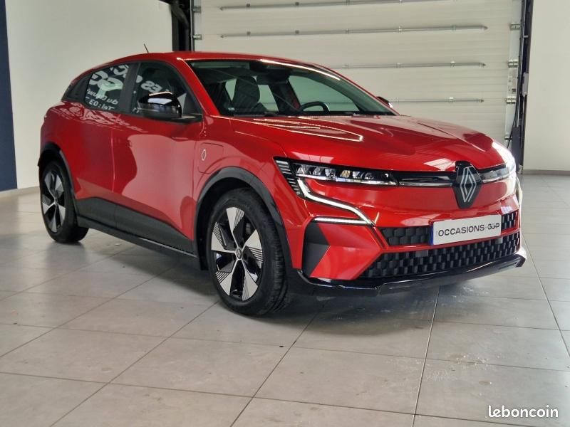 Renault Megane E-Tech Electric EV40 130ch Equilibre standard charge (image 3)