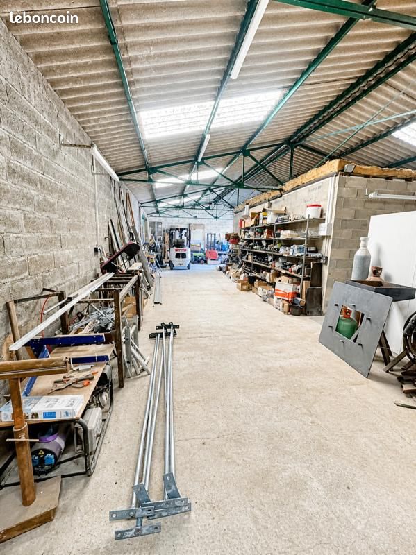 Maison 1 pièce 250 m² · à Manduel · 250 m² · 215 000 €