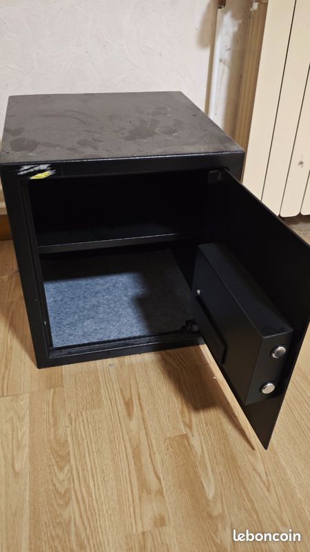 Coffre-fort électronique à digicode avec clé d'urgence (image 2)