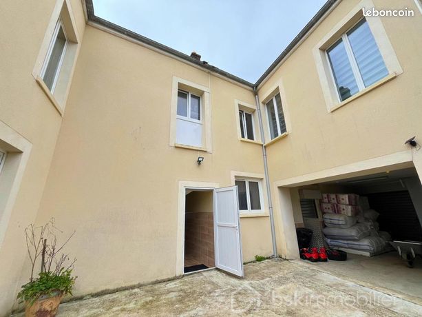 Immeuble 8 pièces 156 m²