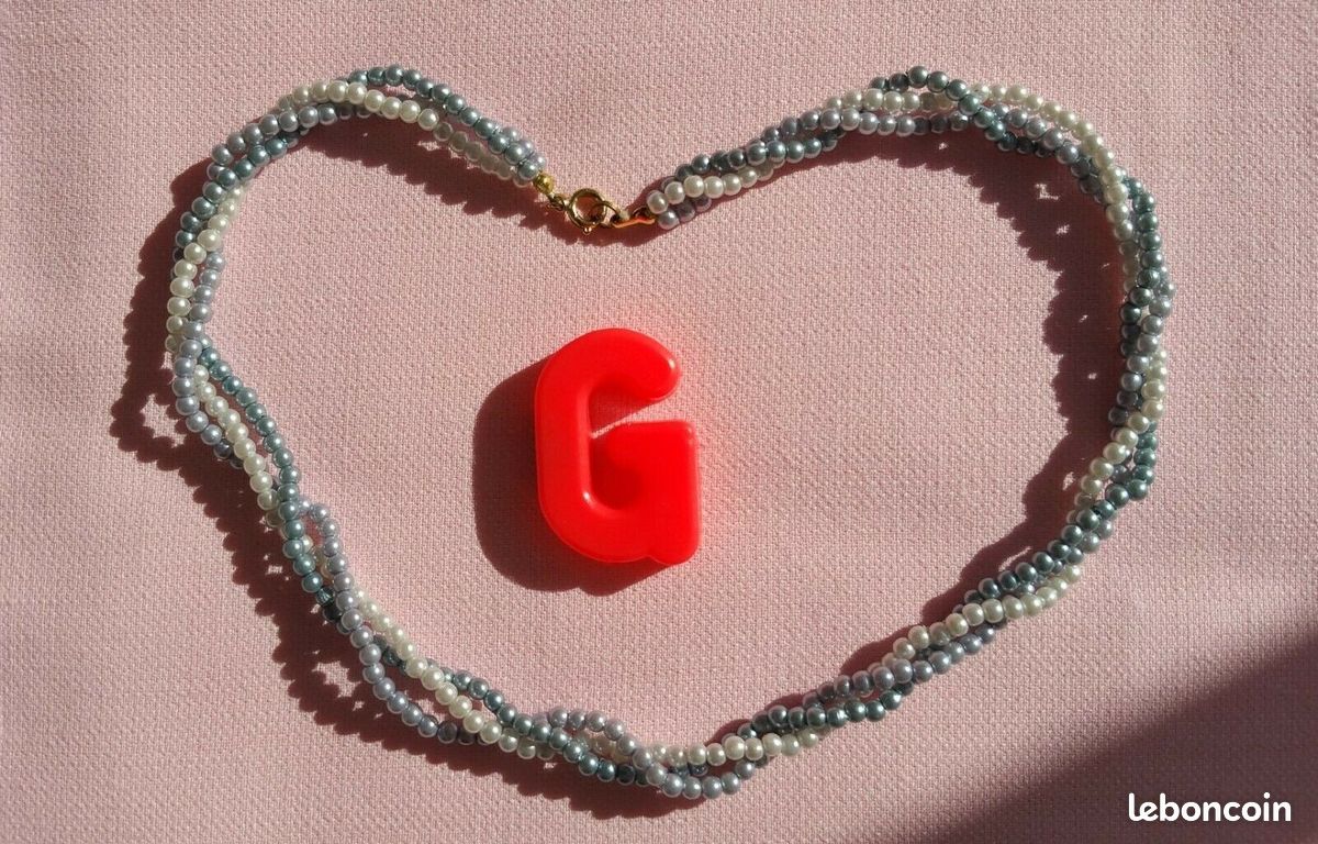 Collier Vintage Neuf Perles Bleu Blanc Torsadé Ras Du Cou - Longueur 40 Cm