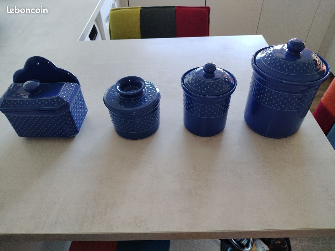 À vendre ensemble Geneviève Lethu (image 1)