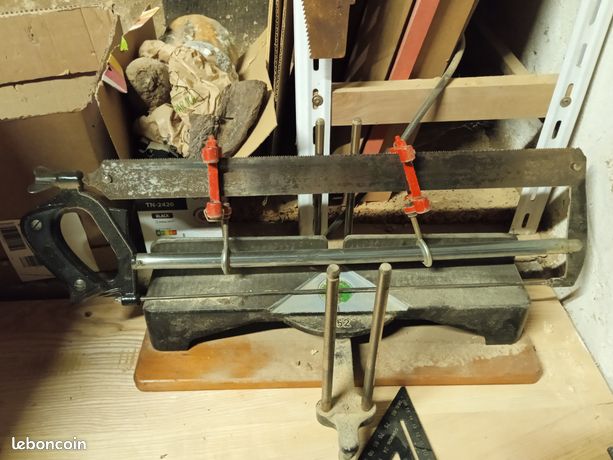 Scie à Onglet ULMIA 352, Manuelle, Pour Travaux De Précision, Occasion