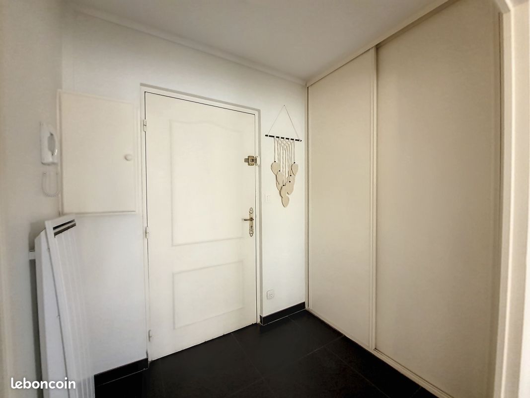 Appartement 2 pièces 52 m² · à La Madeleine · 52 m² · 830 €/mois