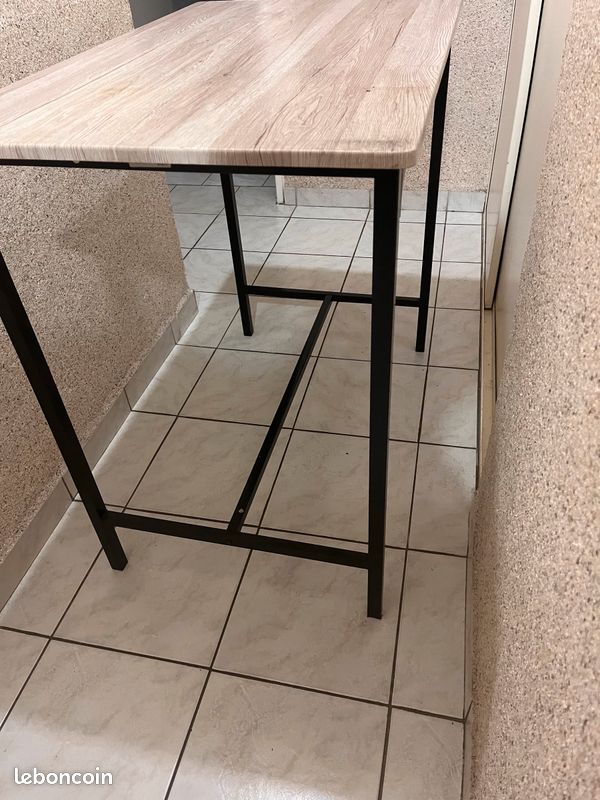 Table haute (image 1)