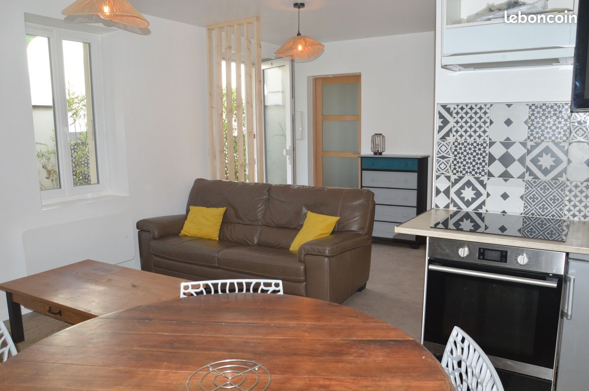 Appartement 3 pièces 47 m² · à Billère · 47 m² · 840 €
