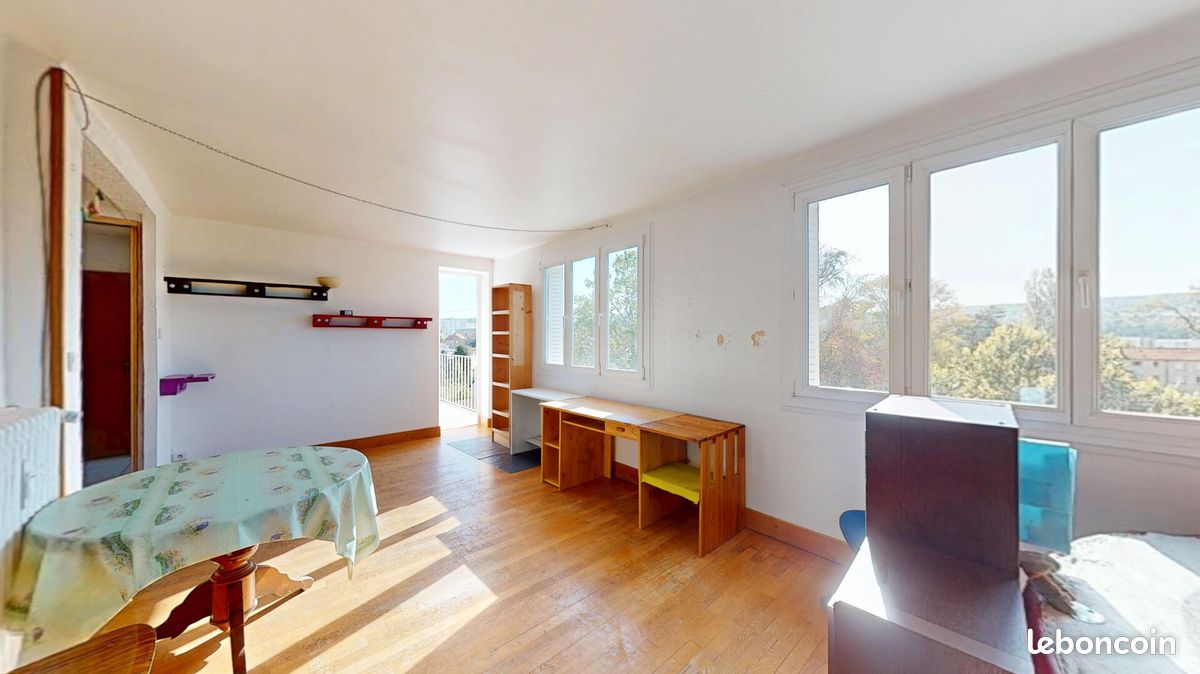Appartement 5 pièces 74 m² · à Besançon · 74 m² · 125 000 €