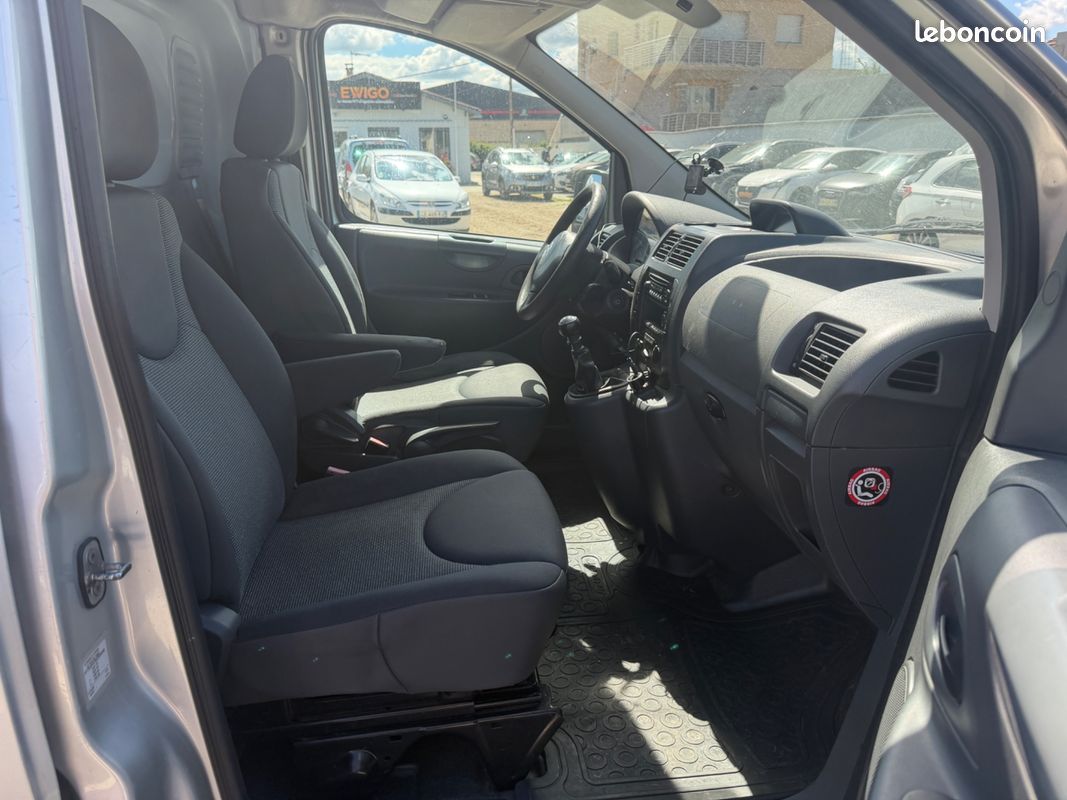 CITROEN JUMPY 2.0 HDI 128 ch BVM6 2 PLACES / CAMÉRA / CLIM / RADAR ARR (image 7)