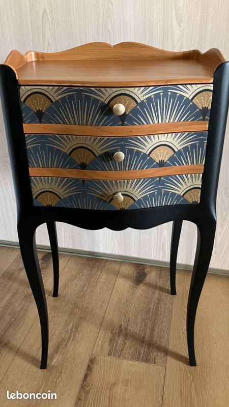 Table de chevet (image 1)