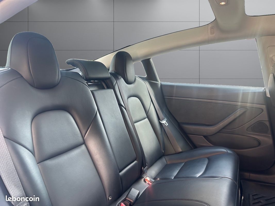 TESLA MODEL 3 Standard Range Plus RWD (image 18)