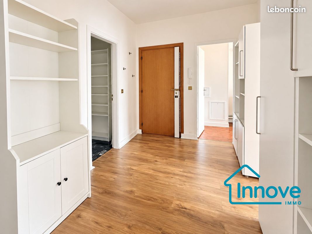 Appartement 2 pièces 66 m² · à Versailles · 66 m² · 1 566 €/mois