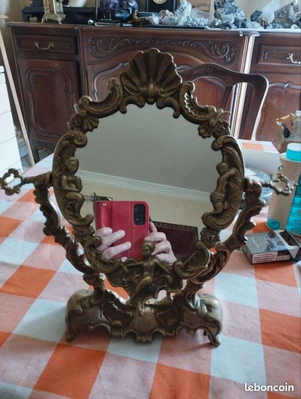 Miroir en bronze pivotant (image 2)