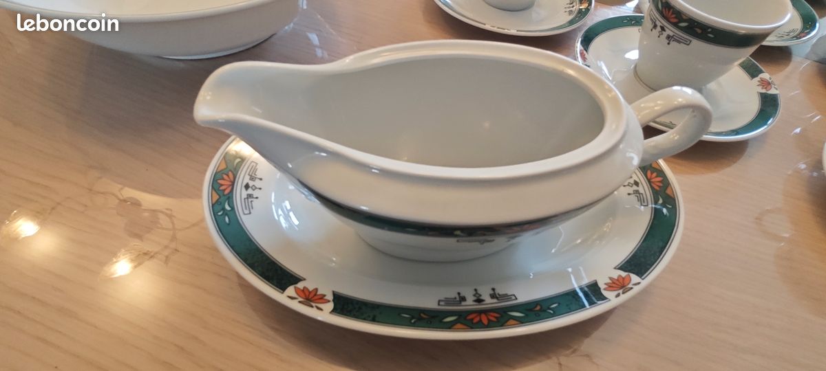 Service porcelaine de Bohème 72 pièces (image 11)